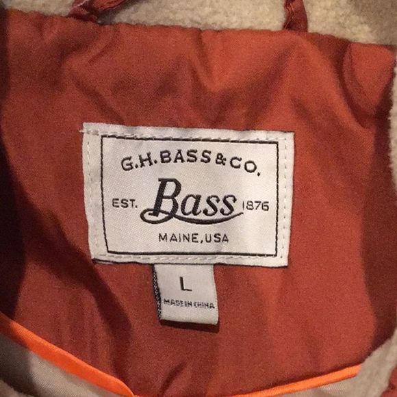 G.H. BASS Burned Orange Diamond Quilted Full Zip Vest w Hand Pockets Sz Large
